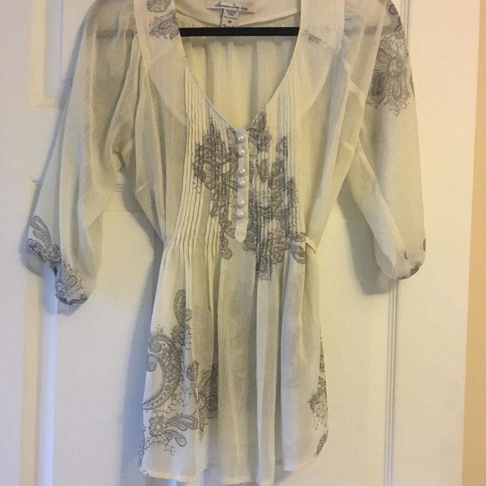 🍁American Rag sheer paisley tunic EUC